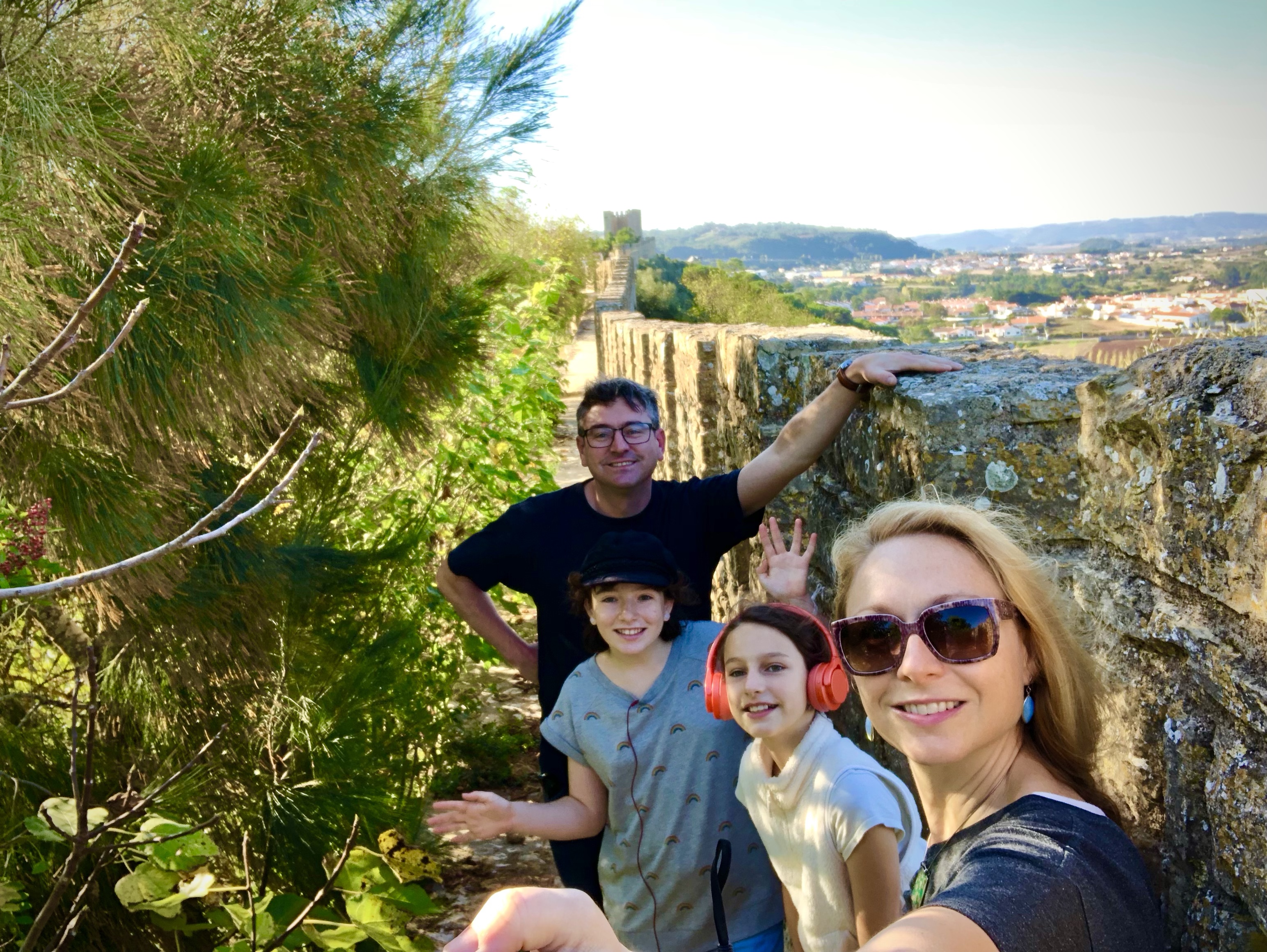 Storming the walls of Castelo de Óbidos